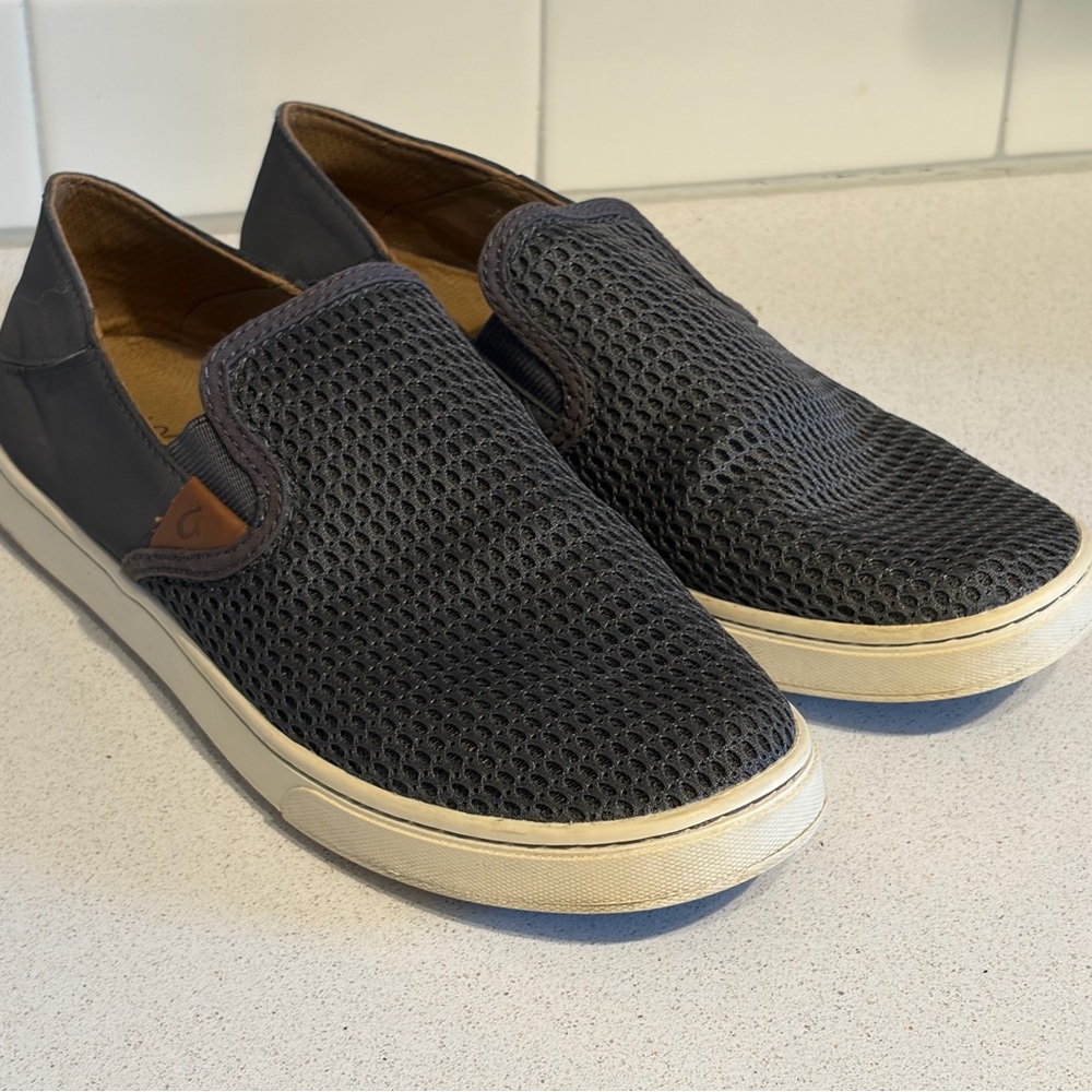 Women’s Slip-On Mesh Casual Sneakers - Charcoal